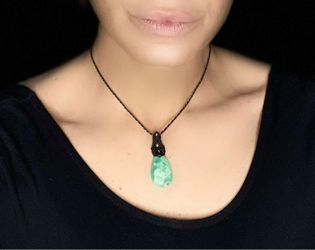 Colgante mineral natural