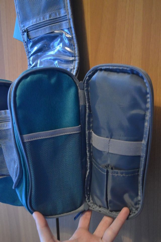 Beauty case da viaggio sospeso