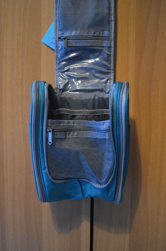 Beauty case da viaggio sospeso