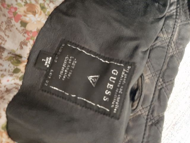 Chaqueta polipiel Guess