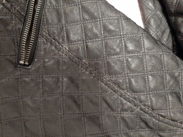 Chaqueta polipiel Guess