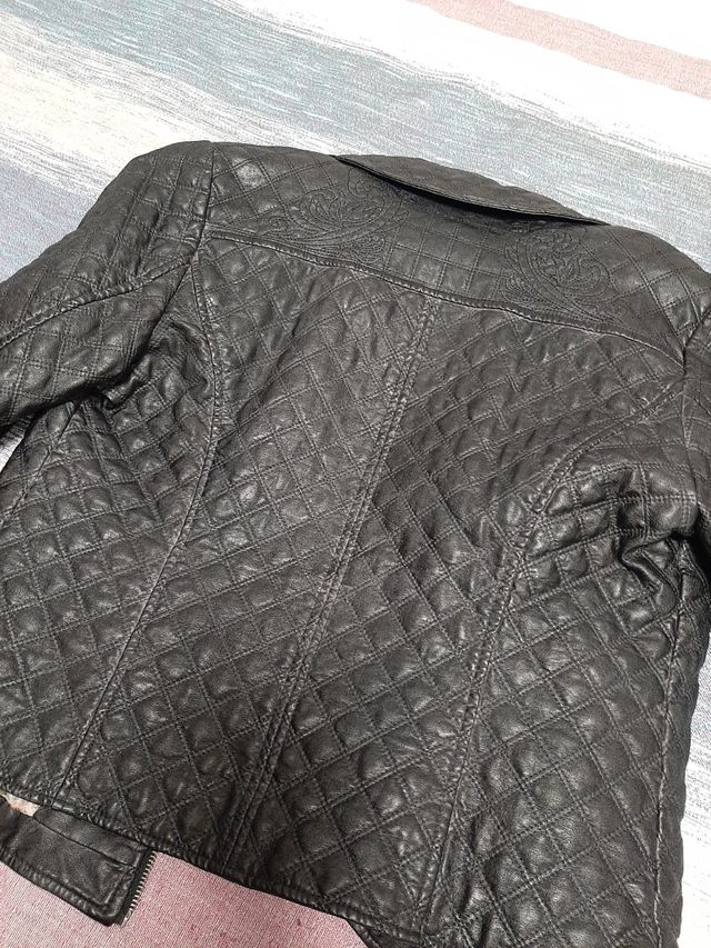 Chaqueta polipiel Guess