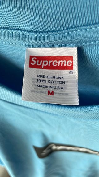 Camiseta box logo supreme x futura T.M