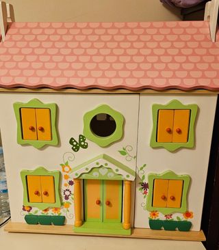 CASA DE MUÑECAS EUREKAKIDS