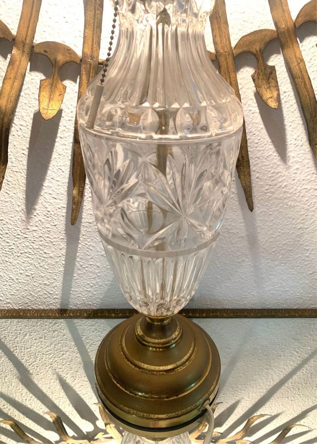 LAMPADARIO VINTAGE IN CRISTALLO INTAGLIATO