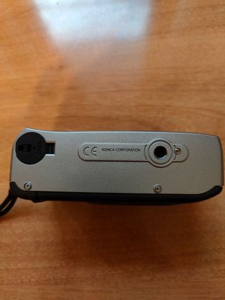 Cámara de fotos Konica Z-UP 70 VP