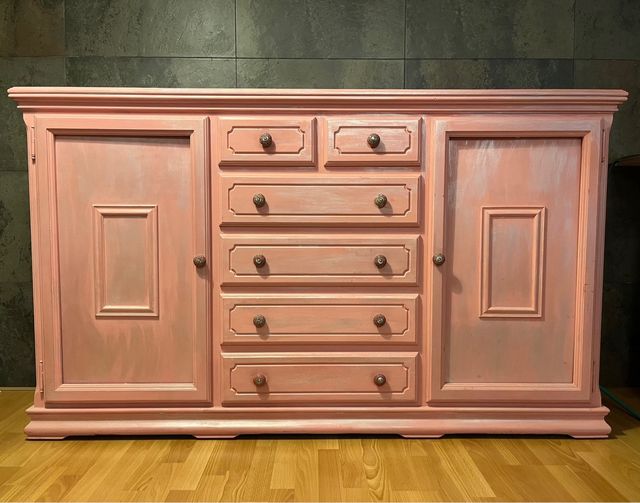 APARADOR ROSA PATINADO EN PLATA