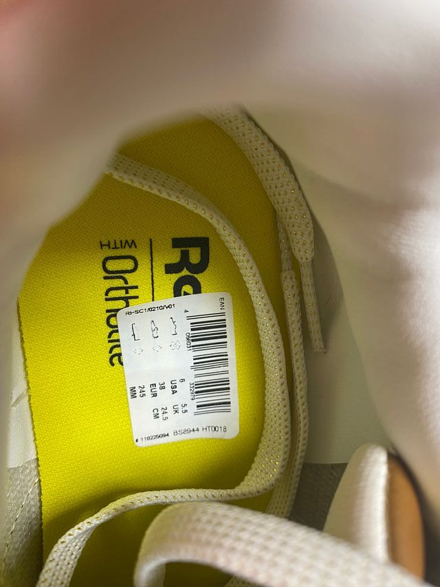 Zapatillas Reebok doradas