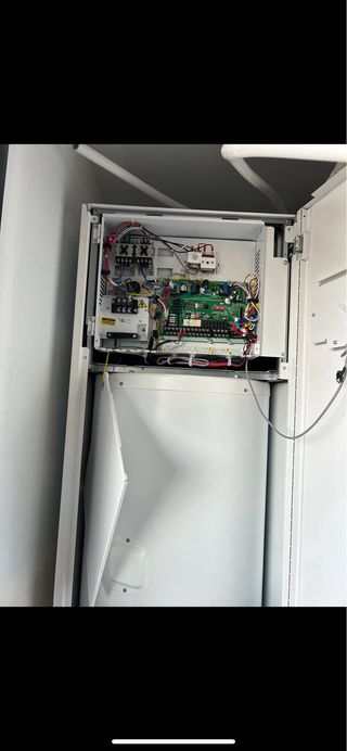 REFORMAS - ELECTRICIDAD -FONTANERIA-MANITAS 👨🏻‍🔧