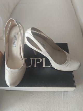 Zapatos piel blanco roto novia o ceremonia