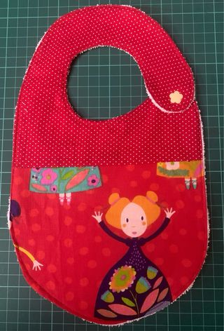 Baberos cosidos a mano