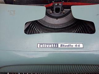 MAQUINA ESCRIBIR ANTIGUA