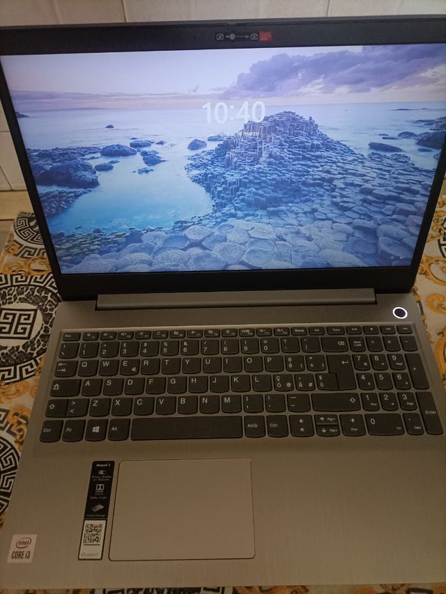 PC portatile Lenovo Ideapad3 8gb RAM 512ssd