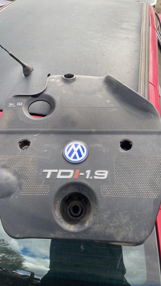 Tapa de motor volkswagen 1.9 TDI