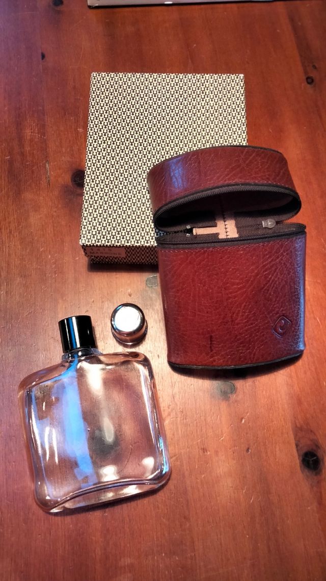 Fiaschetta vetro e vera pelle