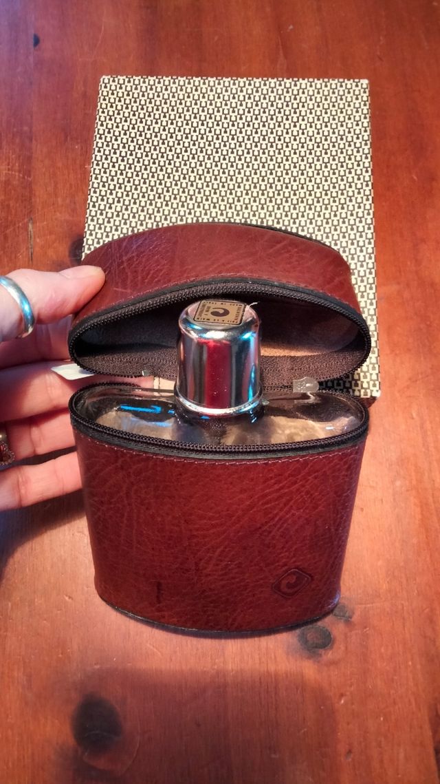 Fiaschetta vetro e vera pelle