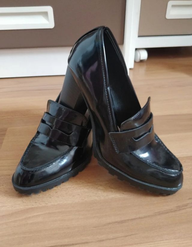 Mocasines tacón Sfera, 37