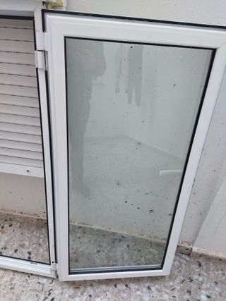 Dos ventanas de aluminio 