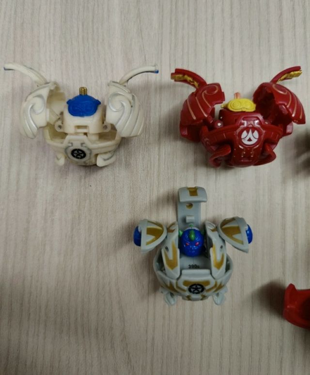 Bakugan vari