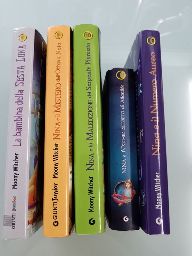 N. 5 libri - La bambina della sesta luna