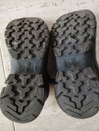 Botas montaña niño 