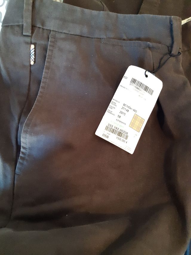 Pantalón a estrenar Burberry T58