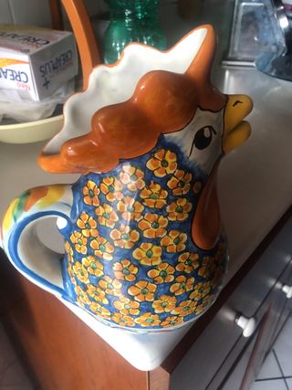 Brocca in ceramica di Caltagirone