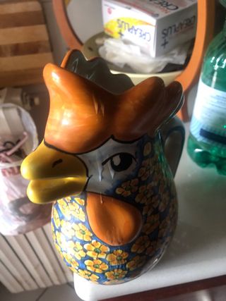 Brocca in ceramica di Caltagirone