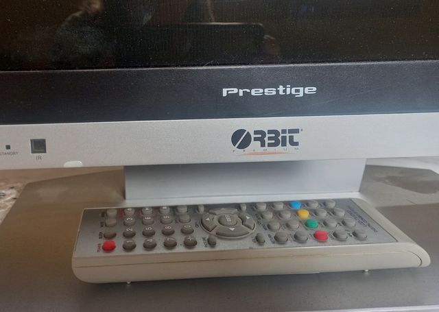 Televisión Orbit, con DVD incorporado