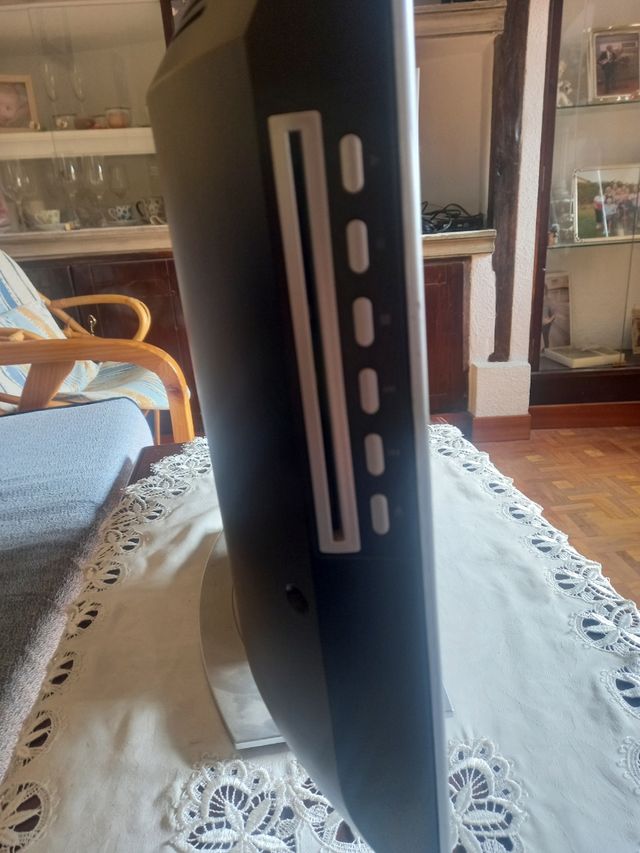 Televisión Orbit, con DVD incorporado