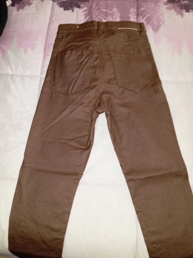 Pantalon cuero marron