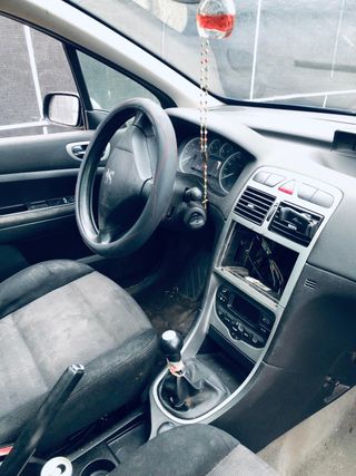 DESPIECE PEUGEOT 307 SW 2.0 HDI AÑO 2004