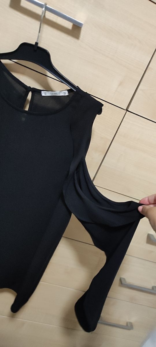 Blusa negra Pull & Bear
