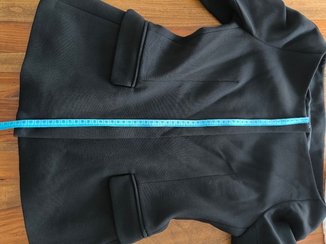 Chaqueta Zara cuello barco