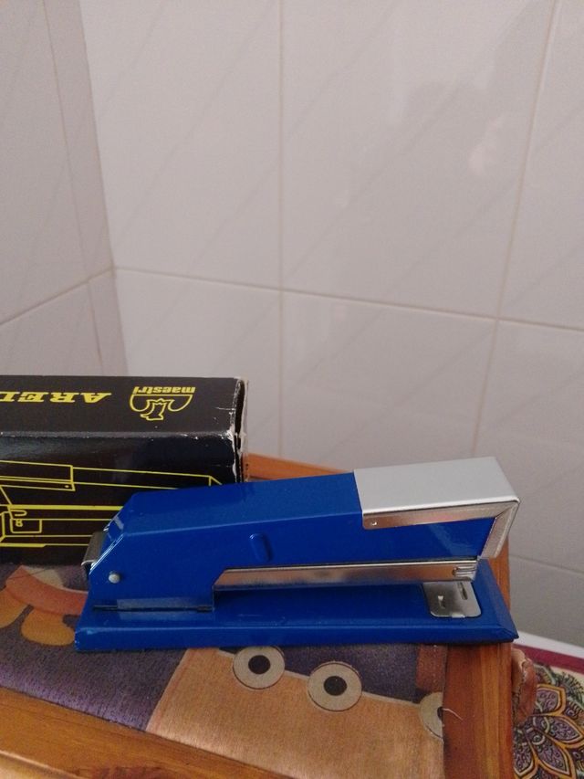 CUCITRICE DA TAVOLO AREL 126/128 MISURA SPILLA