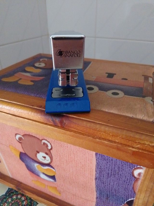 CUCITRICE DA TAVOLO AREL 126/128 MISURA SPILLA