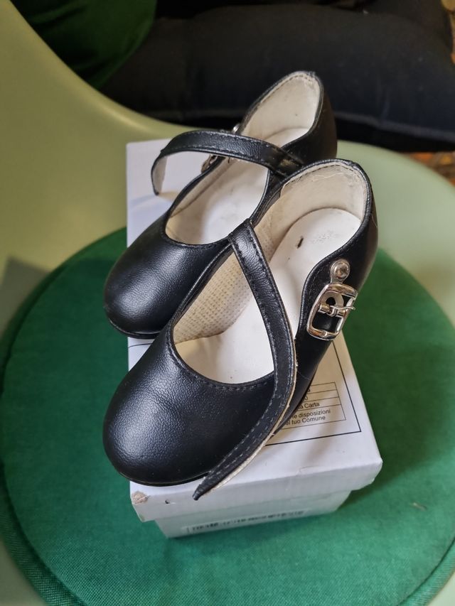 Zapatos sevillana 23