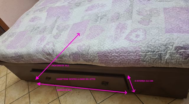 camera matrimoniale in noce, libreria,nascondiglio