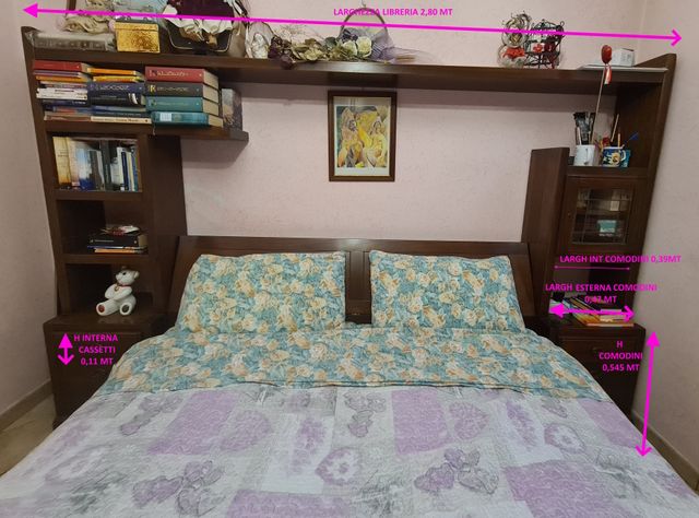 camera matrimoniale in noce, libreria,nascondiglio