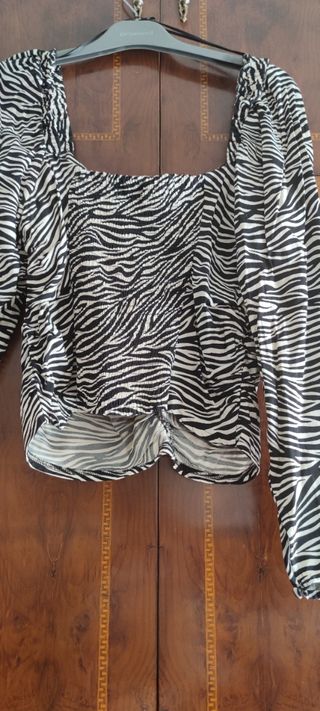 Blusa HM de estampado cebra