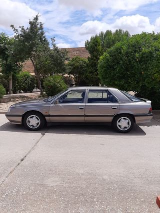 Renault 25  V6 turbo 1989