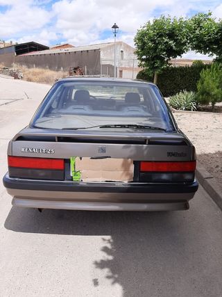 Renault 25  V6 turbo 1989