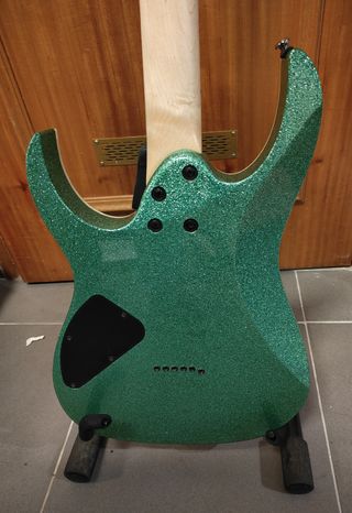Ibanez RG421MSP como nova