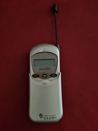 Móvil Alcatel One Touch Club +