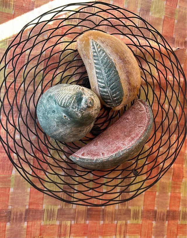 Frutti decorativi in terracotta vintage