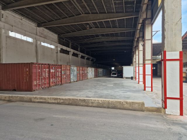 ALMACEN TRASTERO NAVE