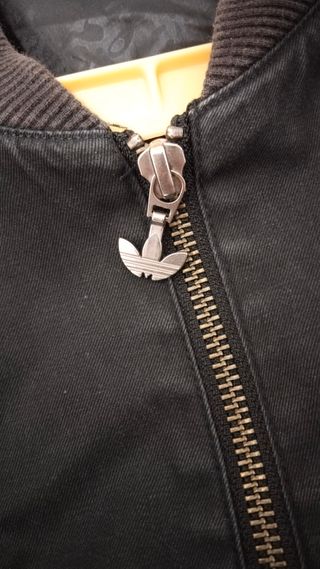 Chaqueta adidas
