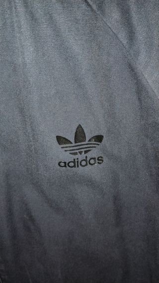 Chaqueta adidas