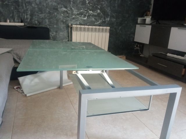 Mesa de salón/ comedor y 6 sillas