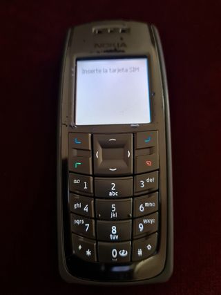 Móvil vintage Nokia 3120